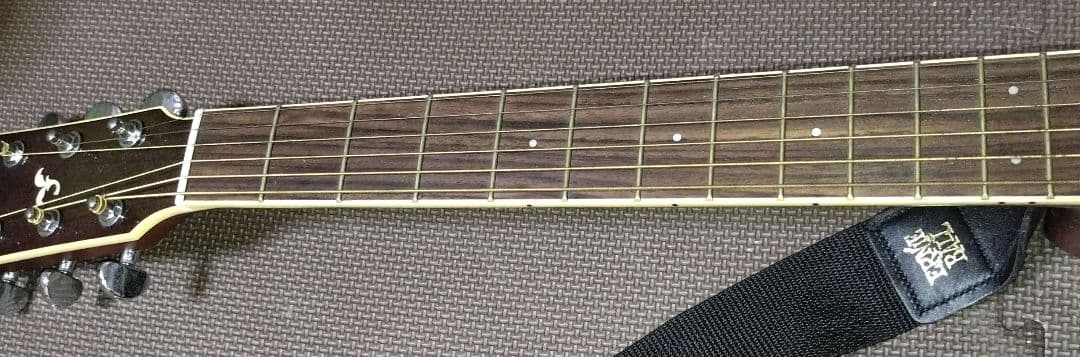 お値下げしました♪ヤマハのアコースティックギター「YAMAHA FG830」