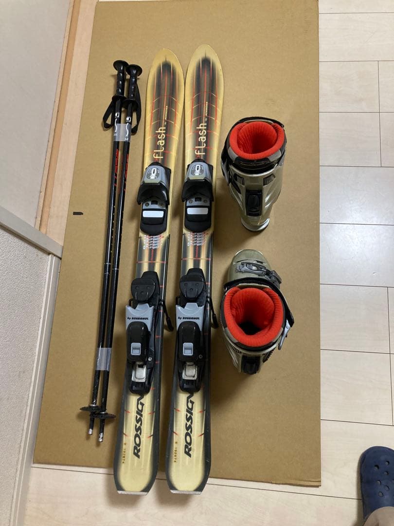 ROSSIGNOL ショートスキー110cmブーツ24cmストック95cm