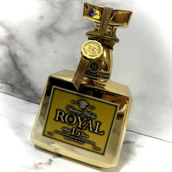 サントリーローヤルプレミアム15年ウイスキー　全国50本限定非売品　希少