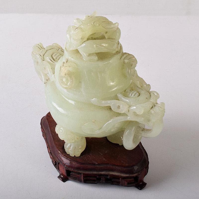 中国　玉石彫刻　雙耳活環　獅子鈕蓋爐　三足香炉　唐木台付　C　8256