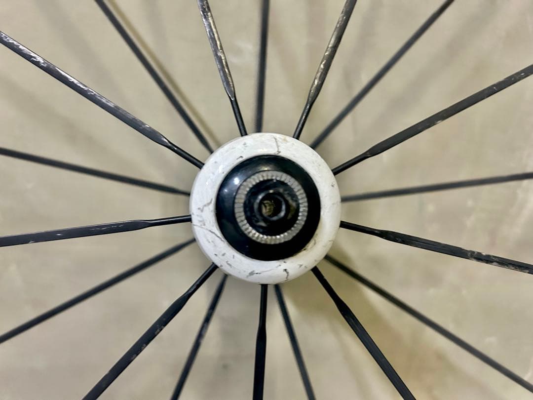 ◆白リムのカッコいい前輪ホイール◆重量0.80kg