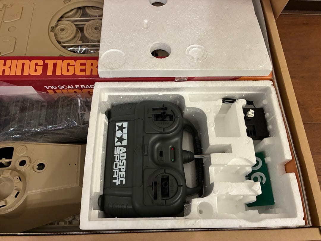TAMIYA タミヤ 1/16 キングタイガー フルセット新品、未組み立て品希少