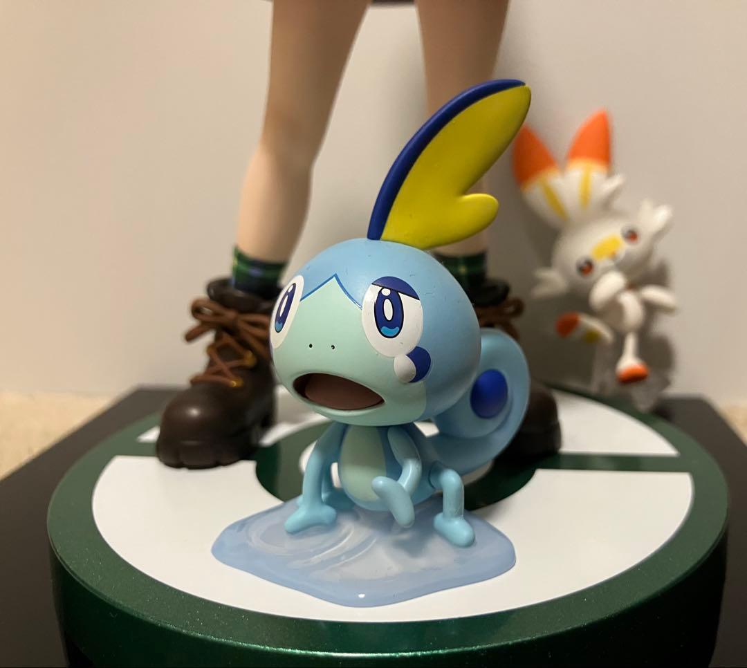 ポケモン　ユウリ　フィギュア