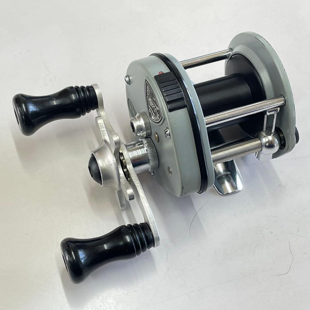 リール PFLUEGER SUPREME 511