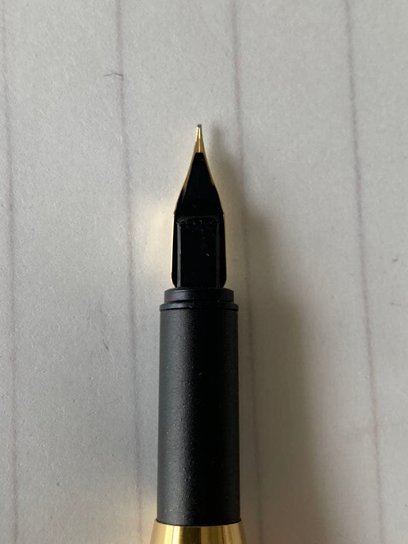 Dunhill（ダンヒル） ゴールド 万年筆 18K