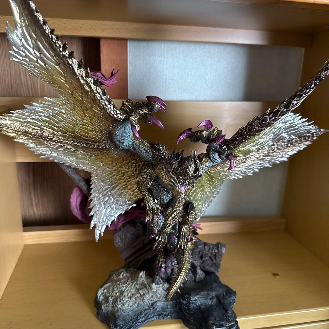 明後日値段戻します！　シャガルマガラ　クリエイターズモデル　美品