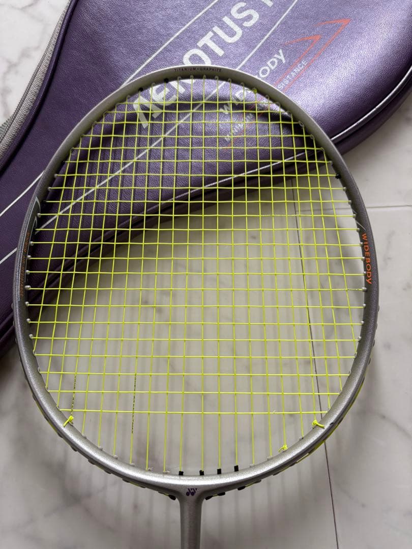 超希少！レア！当時物！旧ロゴ！YONEX エアロータス100 専用ケース付き