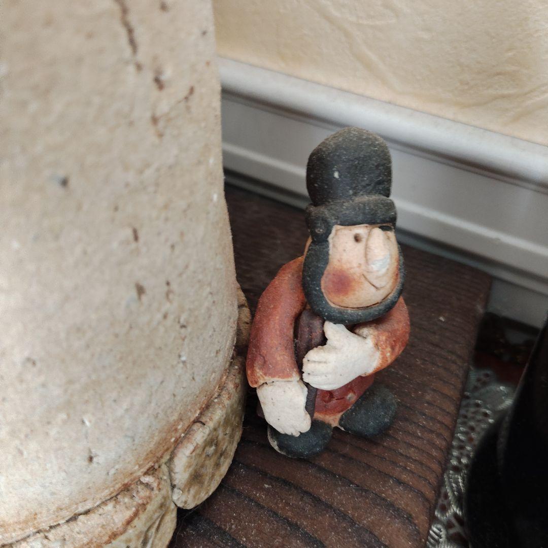 12/27 週末値引　陶器の城と人形の装飾品