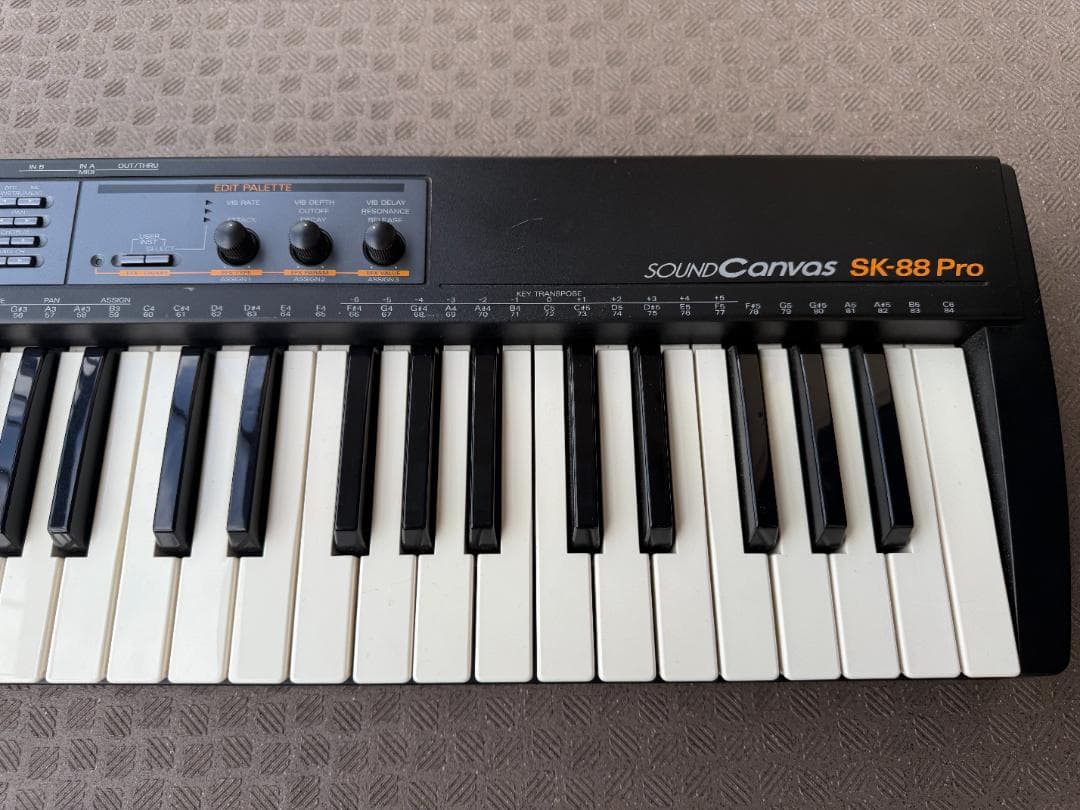 Roland SK-88 Pro　ジャンク