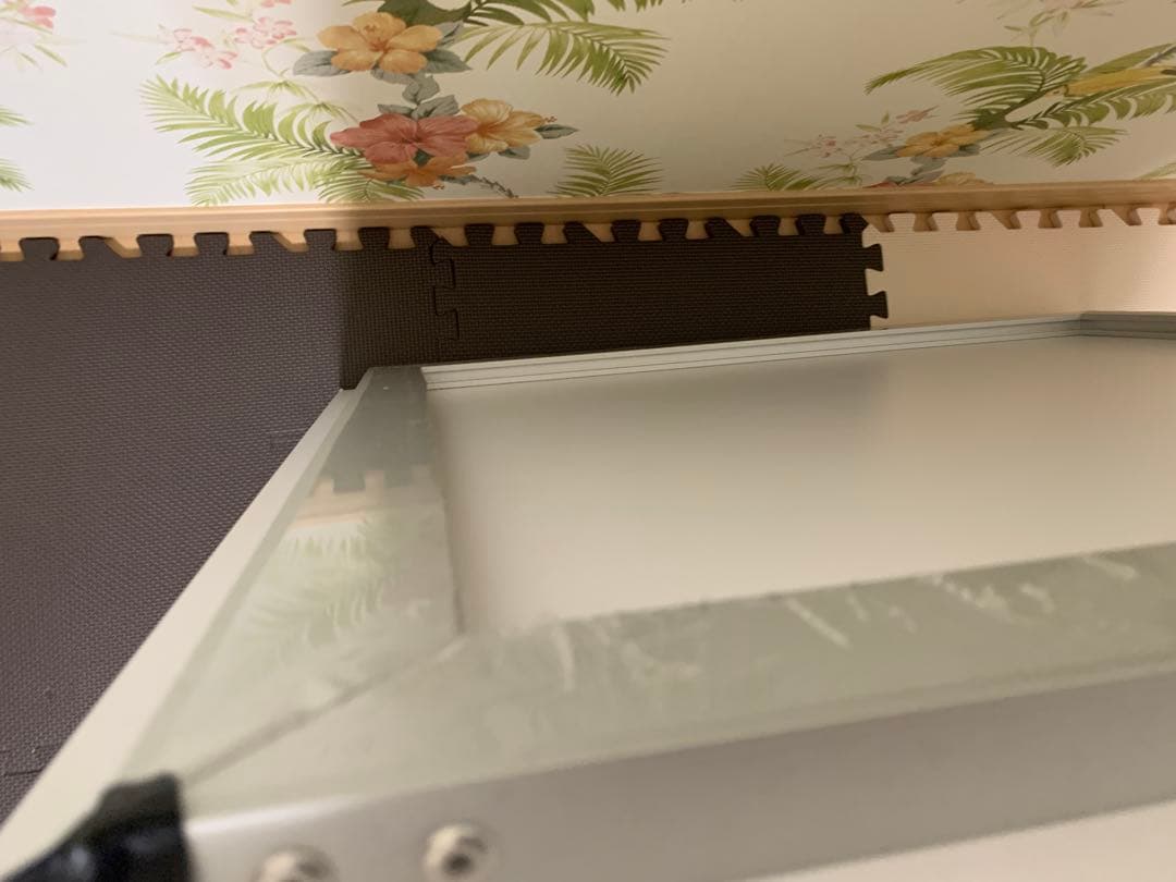 フランフラン　白い馬　現代アート作品　午年