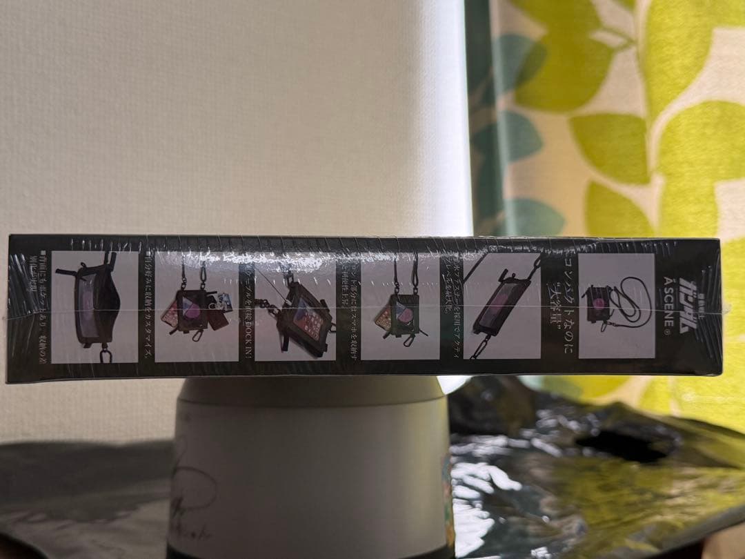 機動戦士ガンダム　SMART MOBILE POUCH 量産ザク仕様