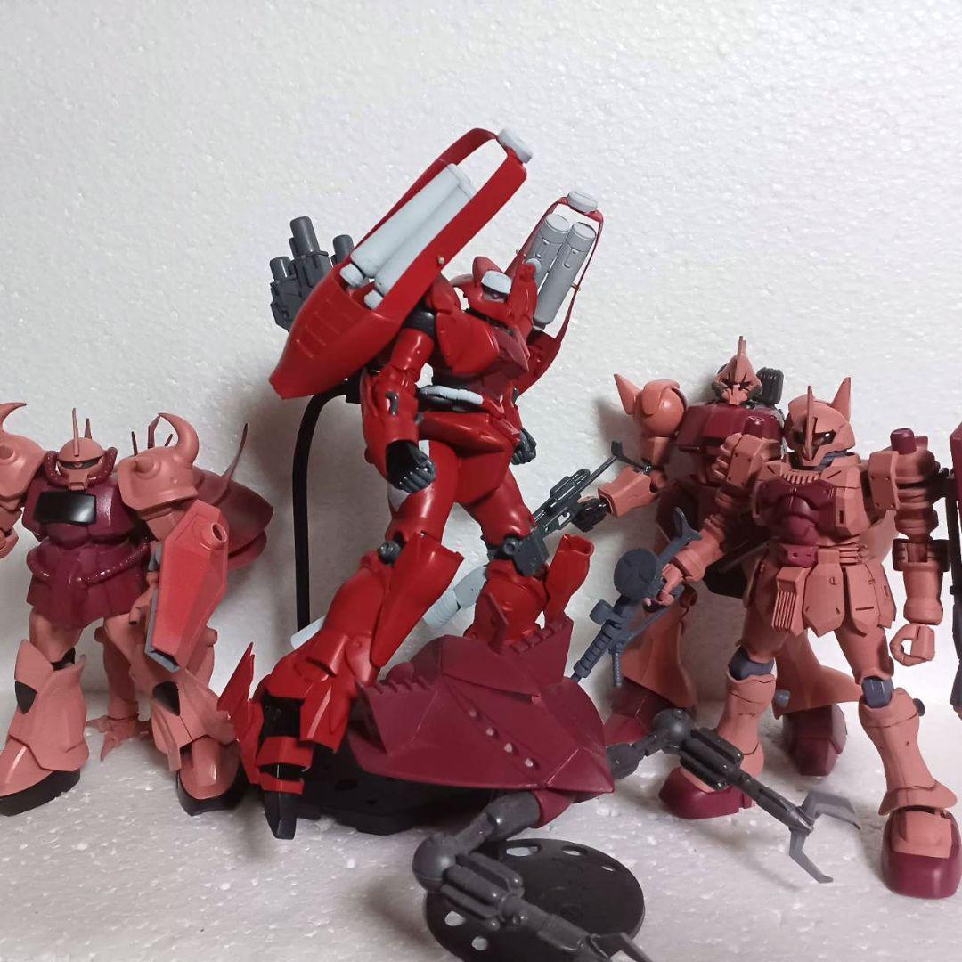 ジークアクス最終回に登場したHG1/144シャア専用6体再現セット