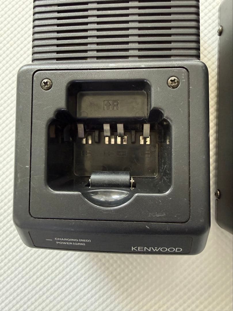 KENWOOD トランシーバー 5台セット　充電器2台　ジャンク　1995年製
