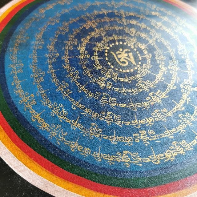 オンマニペメフム　マントラ　曼荼羅　ラスタカラー　：　タンカ　仏画（額縁なし）