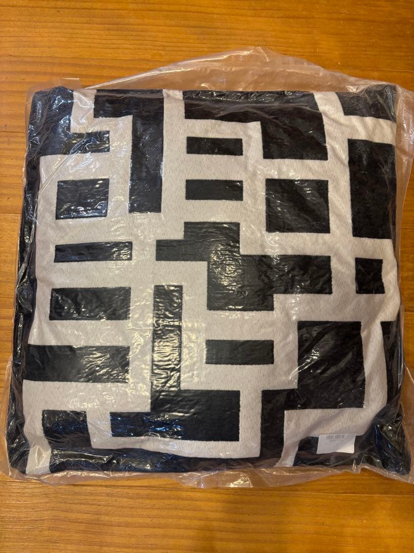 未開封　布袋寅泰　クッション