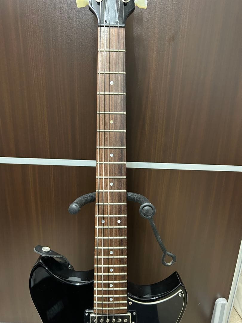 YAMAHA RSE20 エレキギター　ブラック