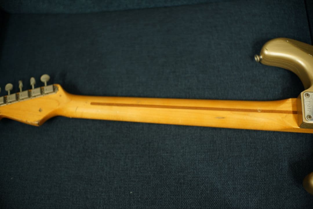 MJTレリックボディ+オーダーメイドレリックネックコンポーネントストラト