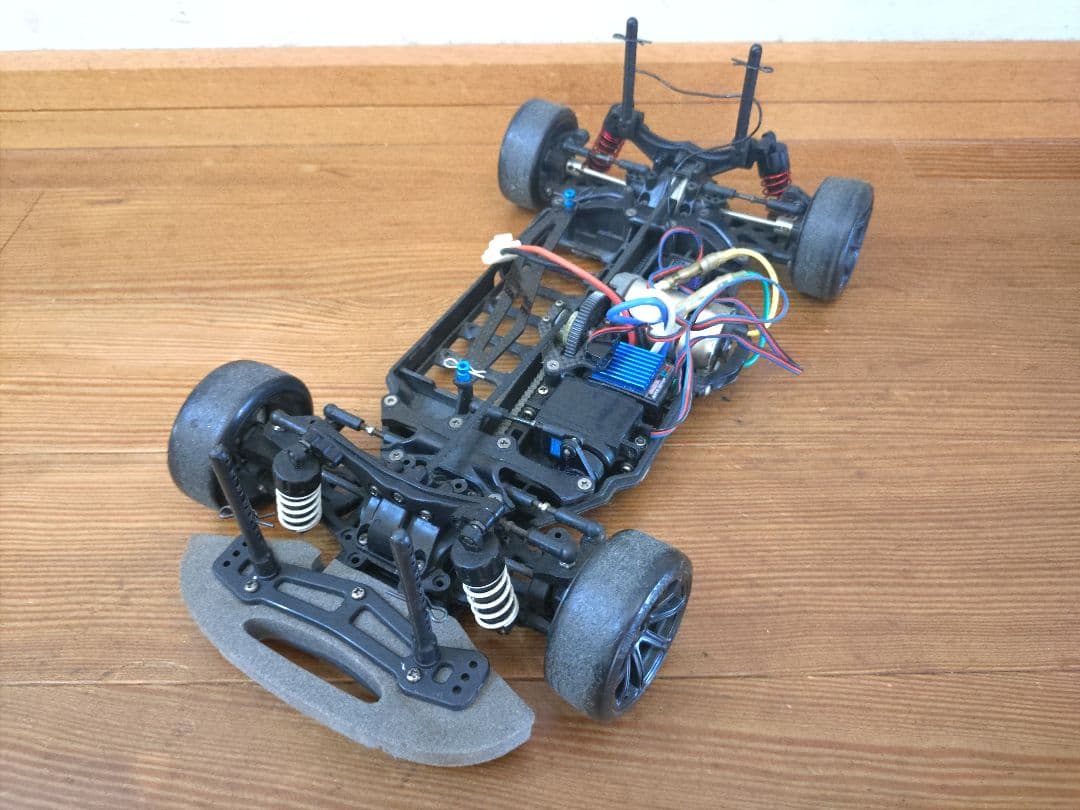 banana　　タミヤ　ta05　シャーシ　アウディA4　ボディ　メカ