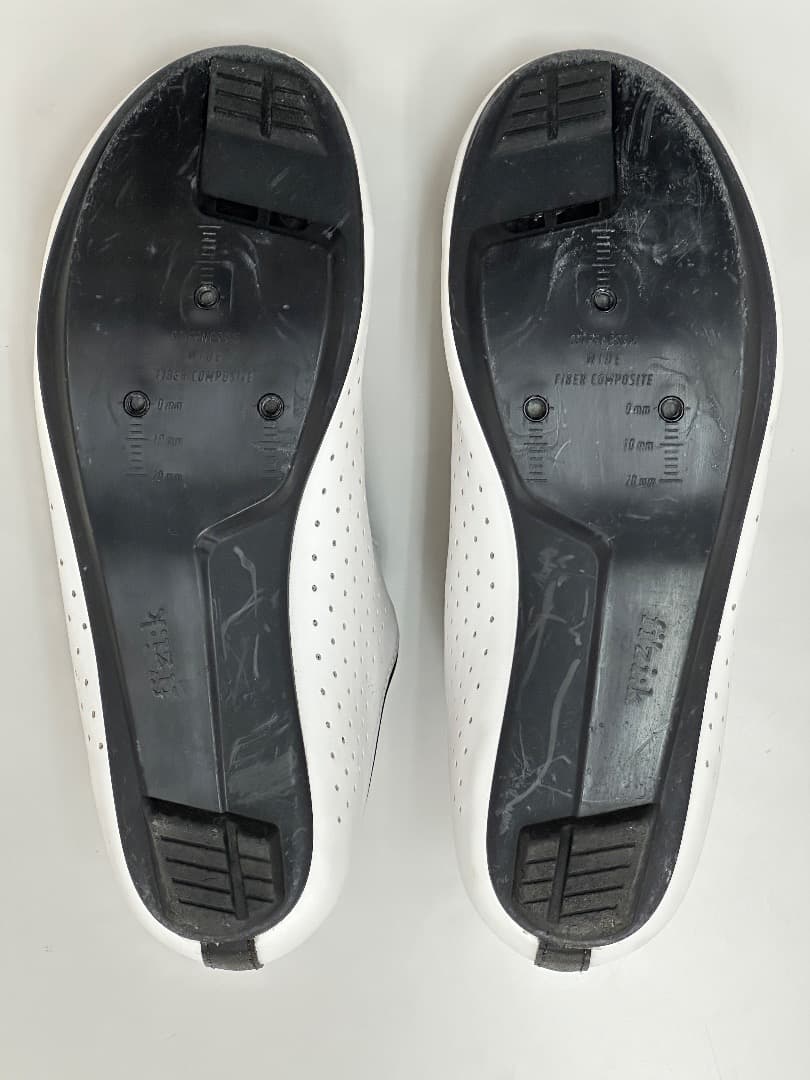 ロードバイクシューズ fizik VENTO OMNA WIDE 26.5cm