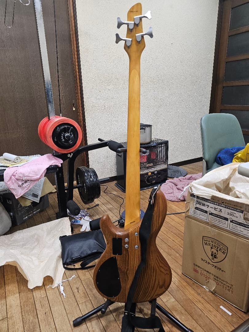 Aria ProⅡのエレキベース、IGB-68/Naturalです。