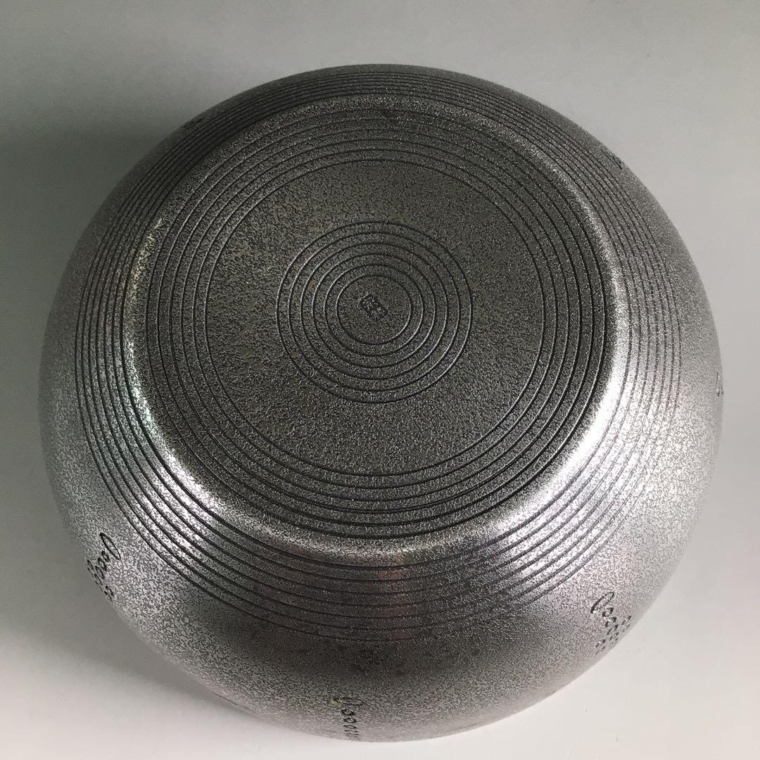 Ｒ５６６　建水　金属製『金谷宗林造』『瓔珞彫』『茶こぼし』　共箱　茶道具