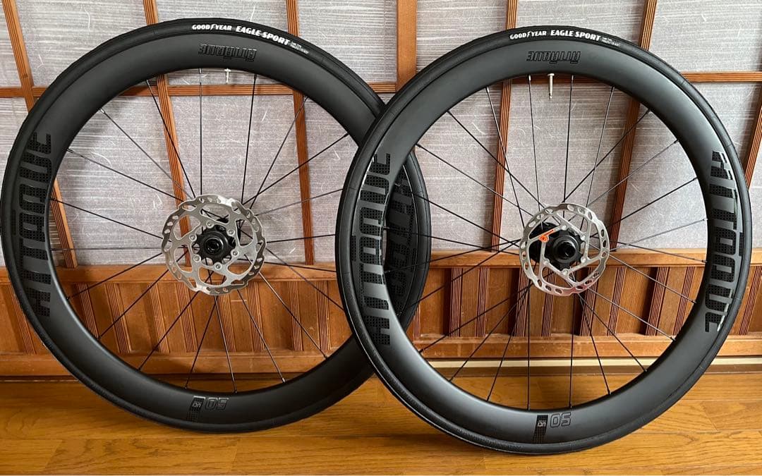 グスト　アタッキー　カーボン50mmホイール