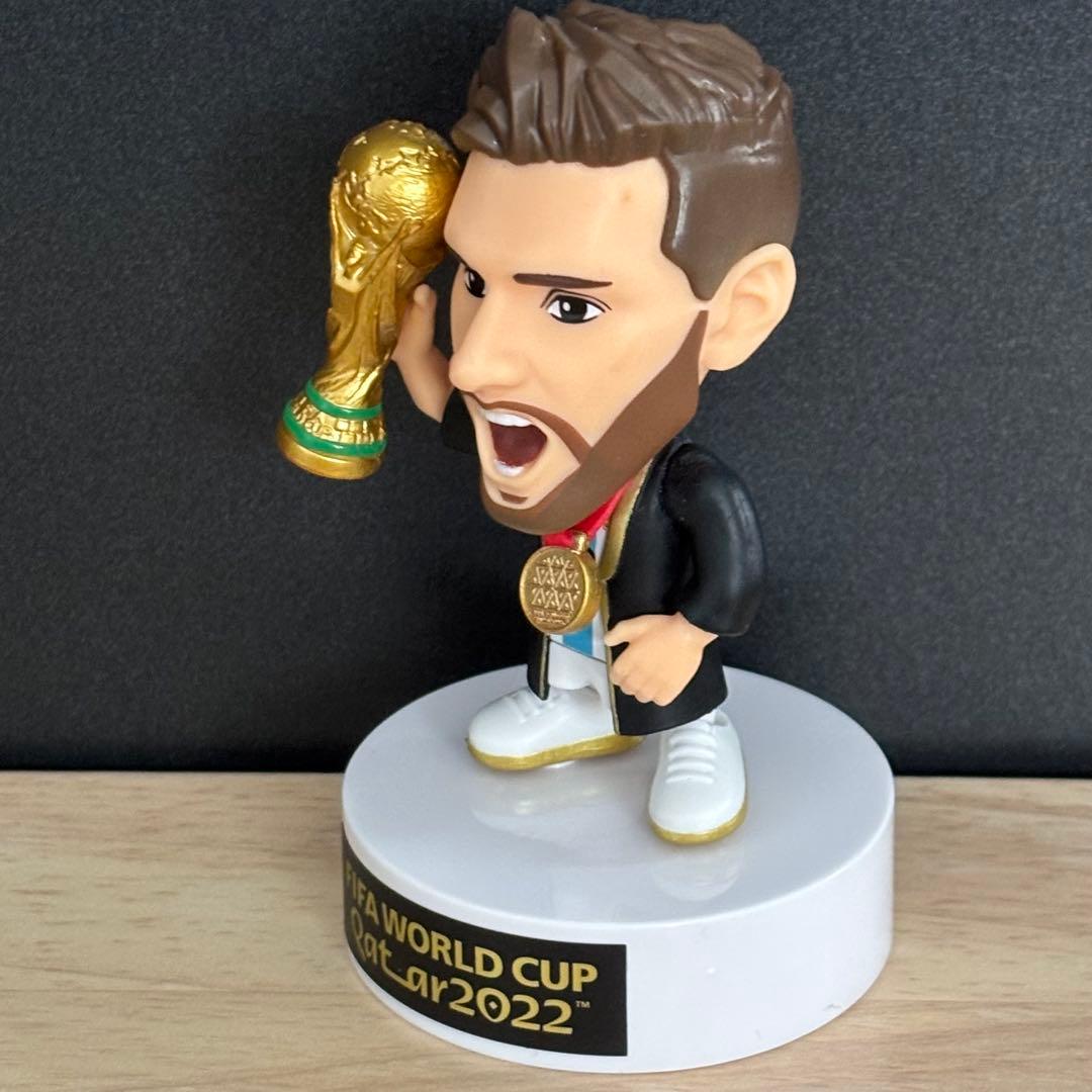 【スーパーレア】リオネル・メッシ ZURU FIFA BALLERS 10番