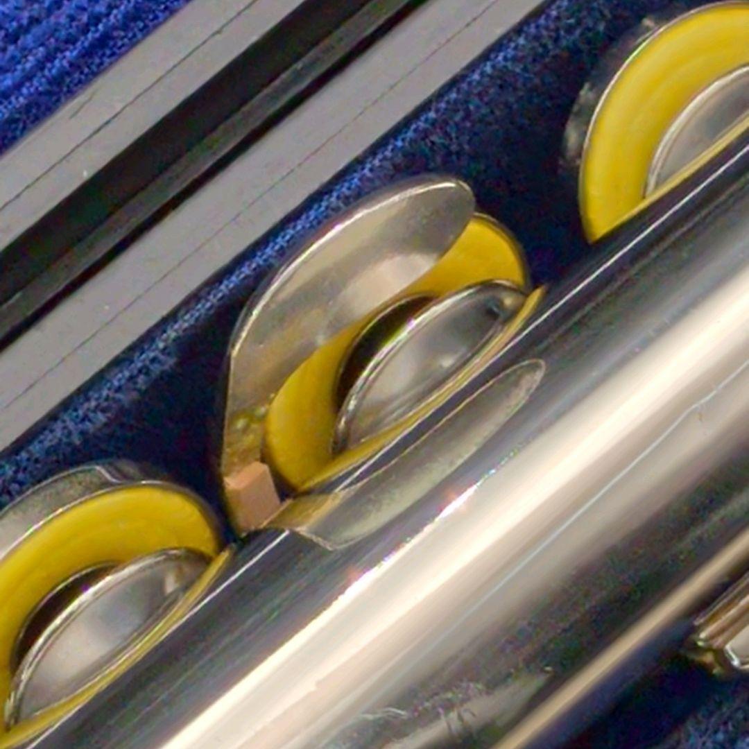 フルート　調整済　ヤマハYFL23(Eメカ仕様)