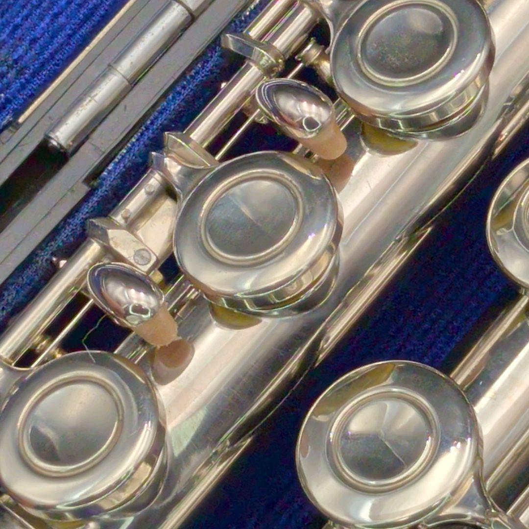 フルート　調整済　ヤマハYFL23(Eメカ仕様)