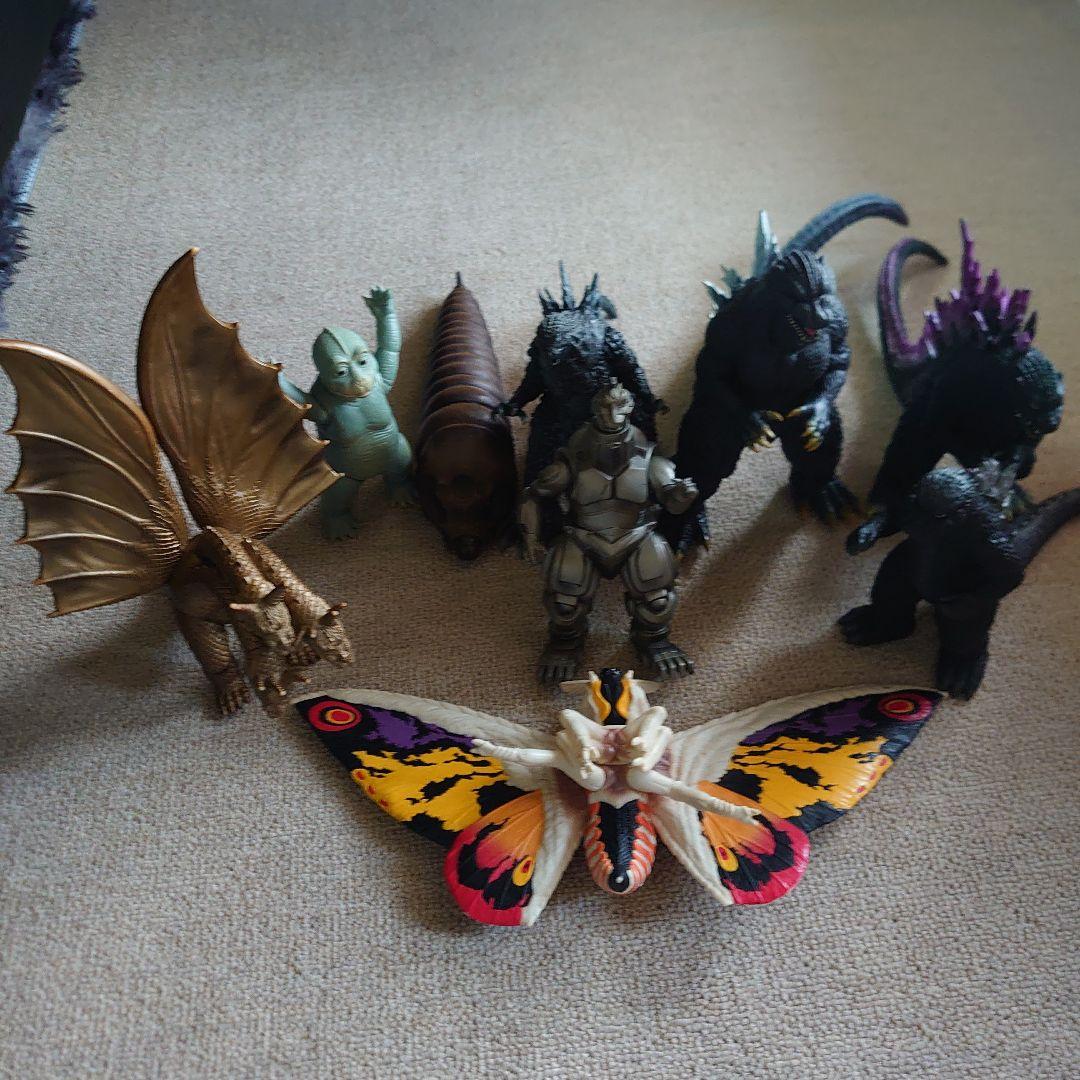 ゴジラシリーズフィギュアセット（モスラ付き）