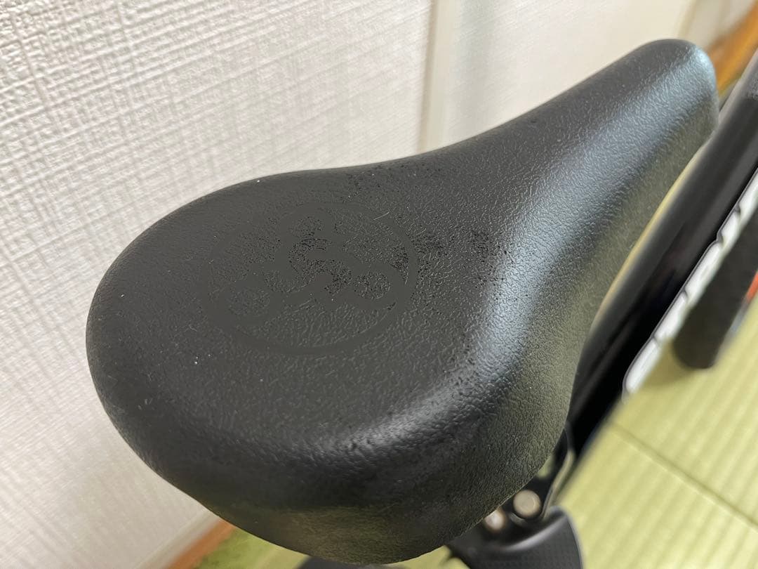 【正規品】STRIDER ストライダー ランニングバイク 　12インチ