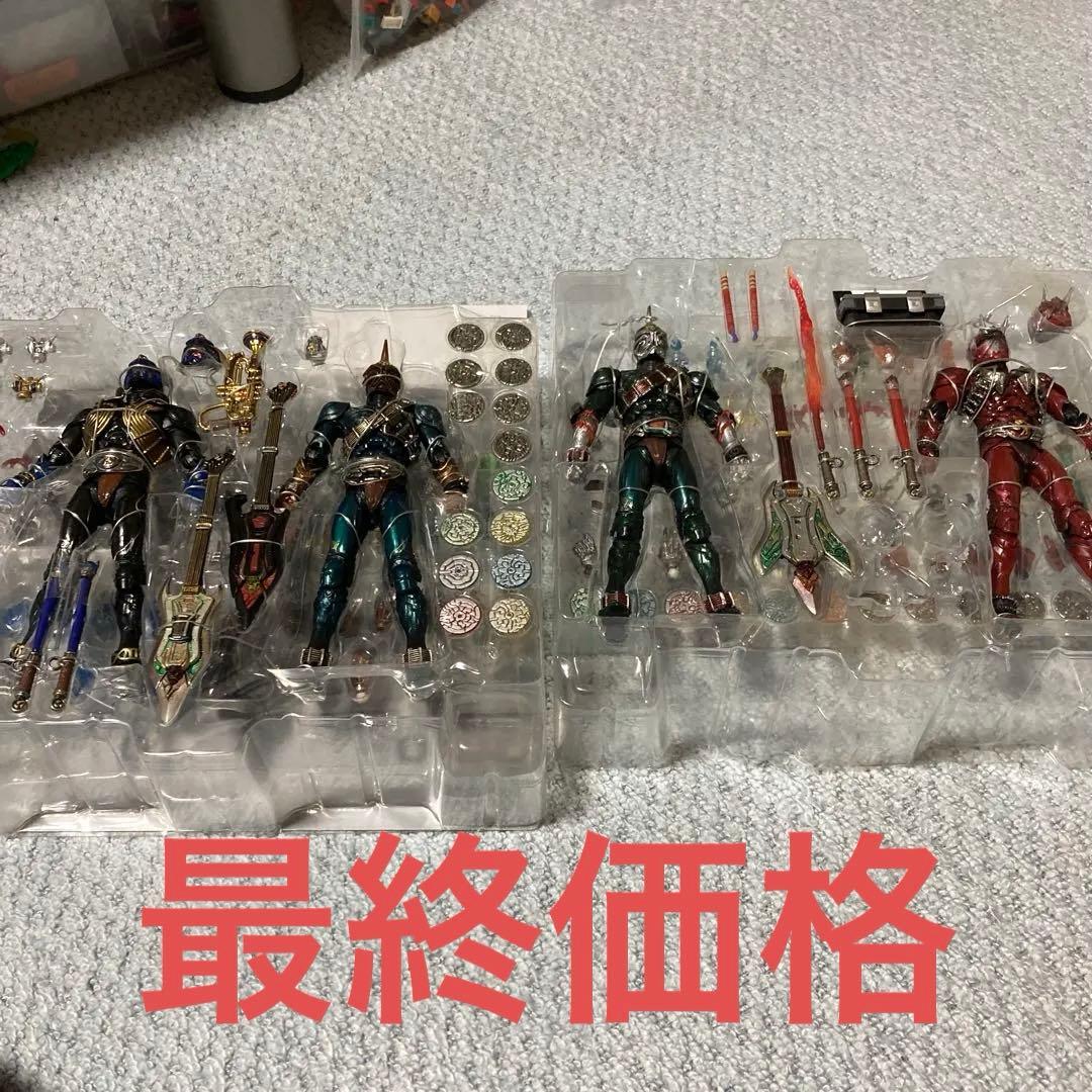 土日限定価格S.I.C 仮面ライダー響鬼(紅)威吹鬼　斬鬼　轟鬼