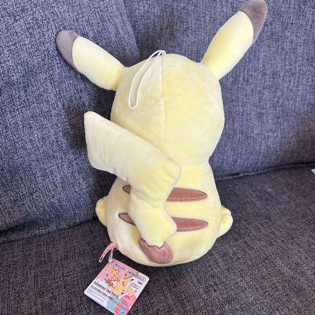 ポケモン　ピカチュウ　ぬいぐるみ16点まとめ売り