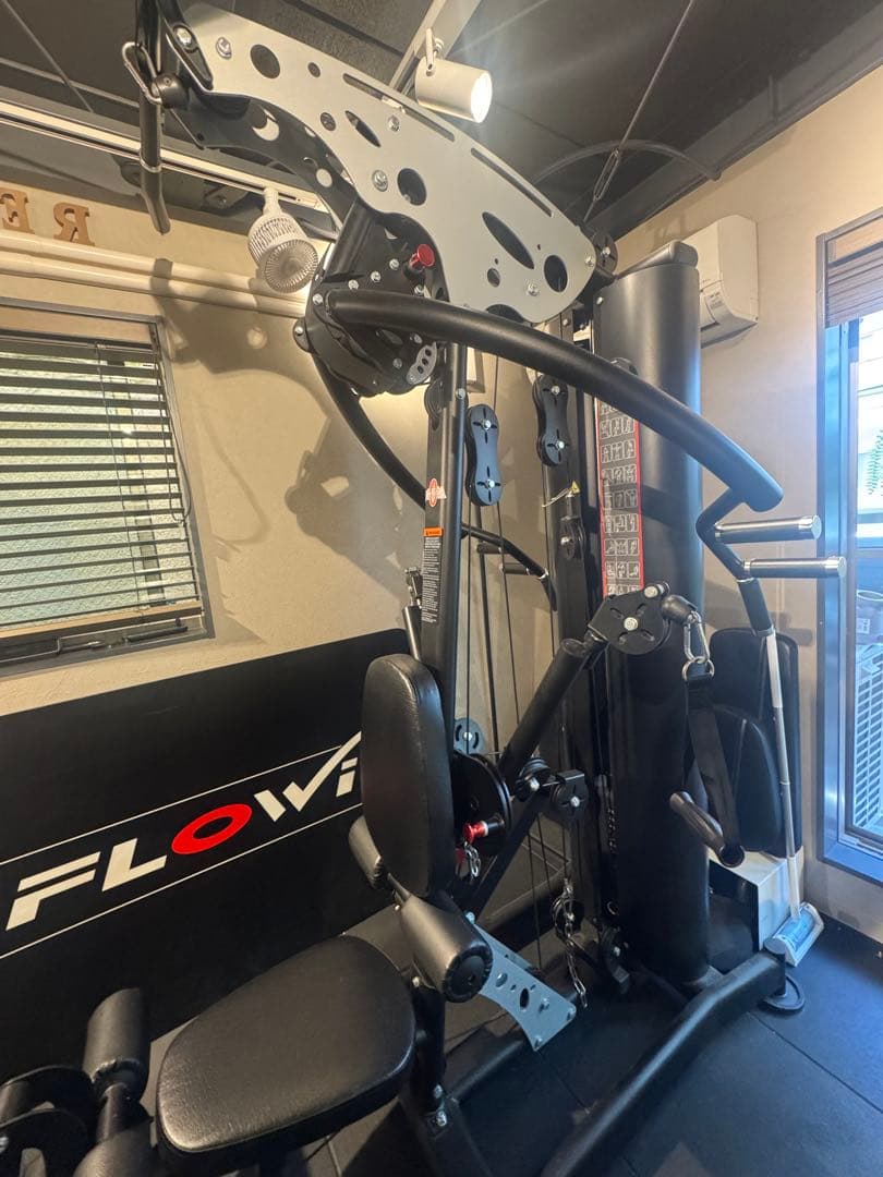 EVOLGEARエヴォルギア ウェイトトレーニングマシン