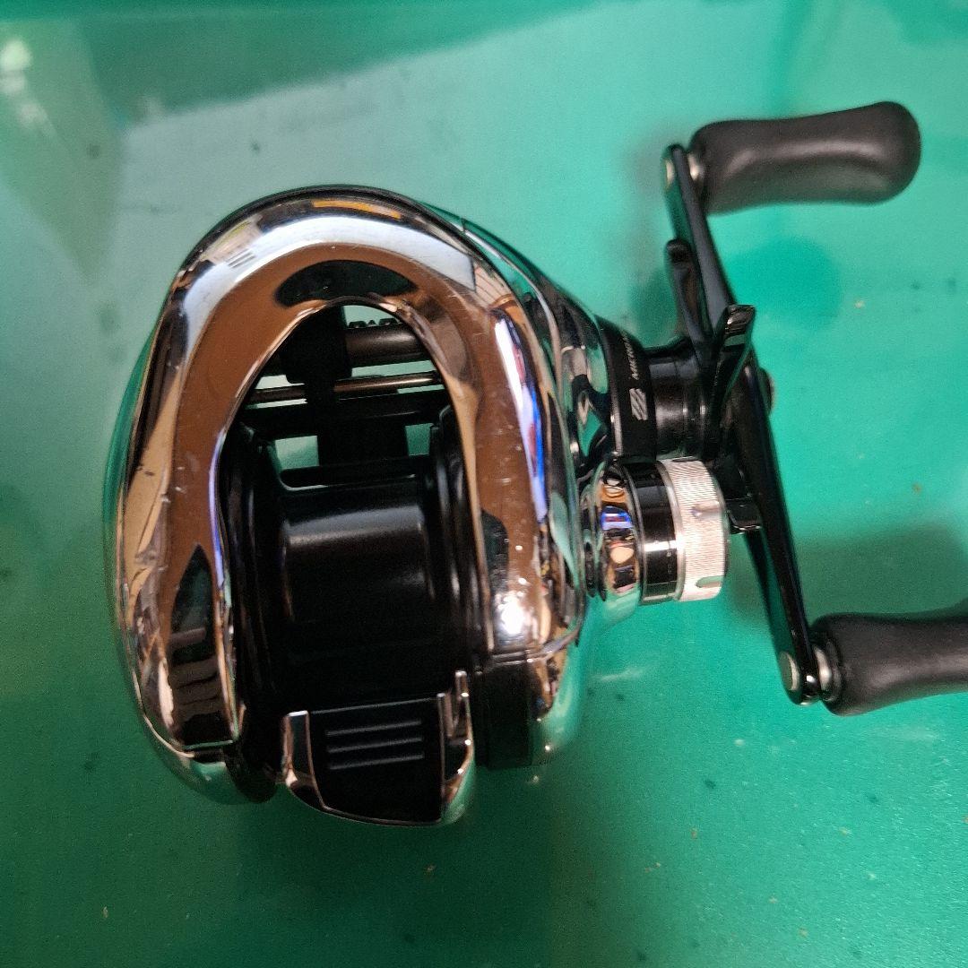 シマノ　12　アンタレス　HG　右　　ANTARES　HG　ギア比7.4：1