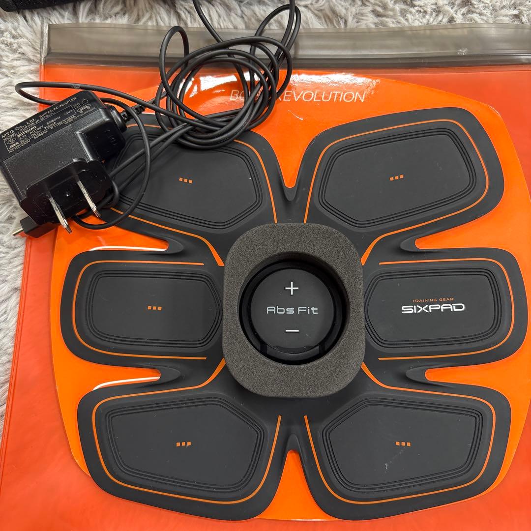 SIXPAD アブズフィット2 ボディフィット２×２　３台セット
