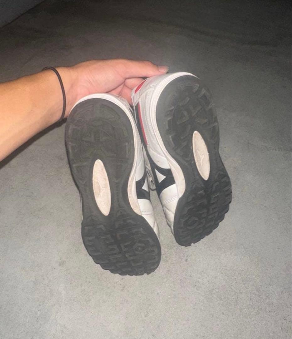 ミズノ サッカーシューズ ホワイト/ブラック/レッド