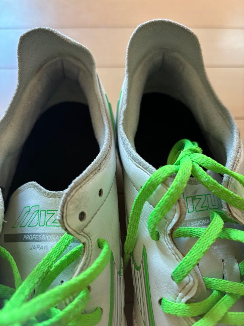 石井⭐︎MIZUNO MORELIA NEO サッカーシューズ26.5㎝