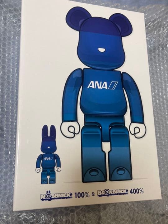 R@BBRICK 100％ & BE@RBRICK 400％ ANA