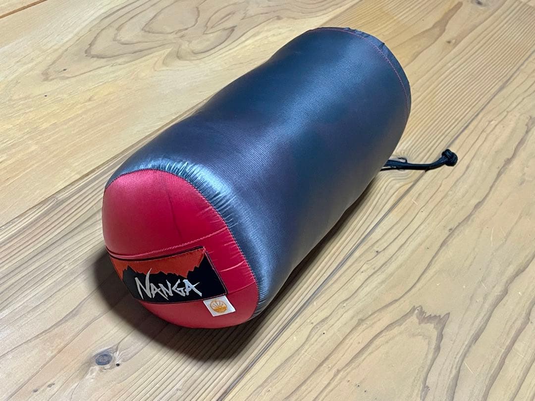 NANAGA 赤黒 フード付き寝袋 収納袋付き