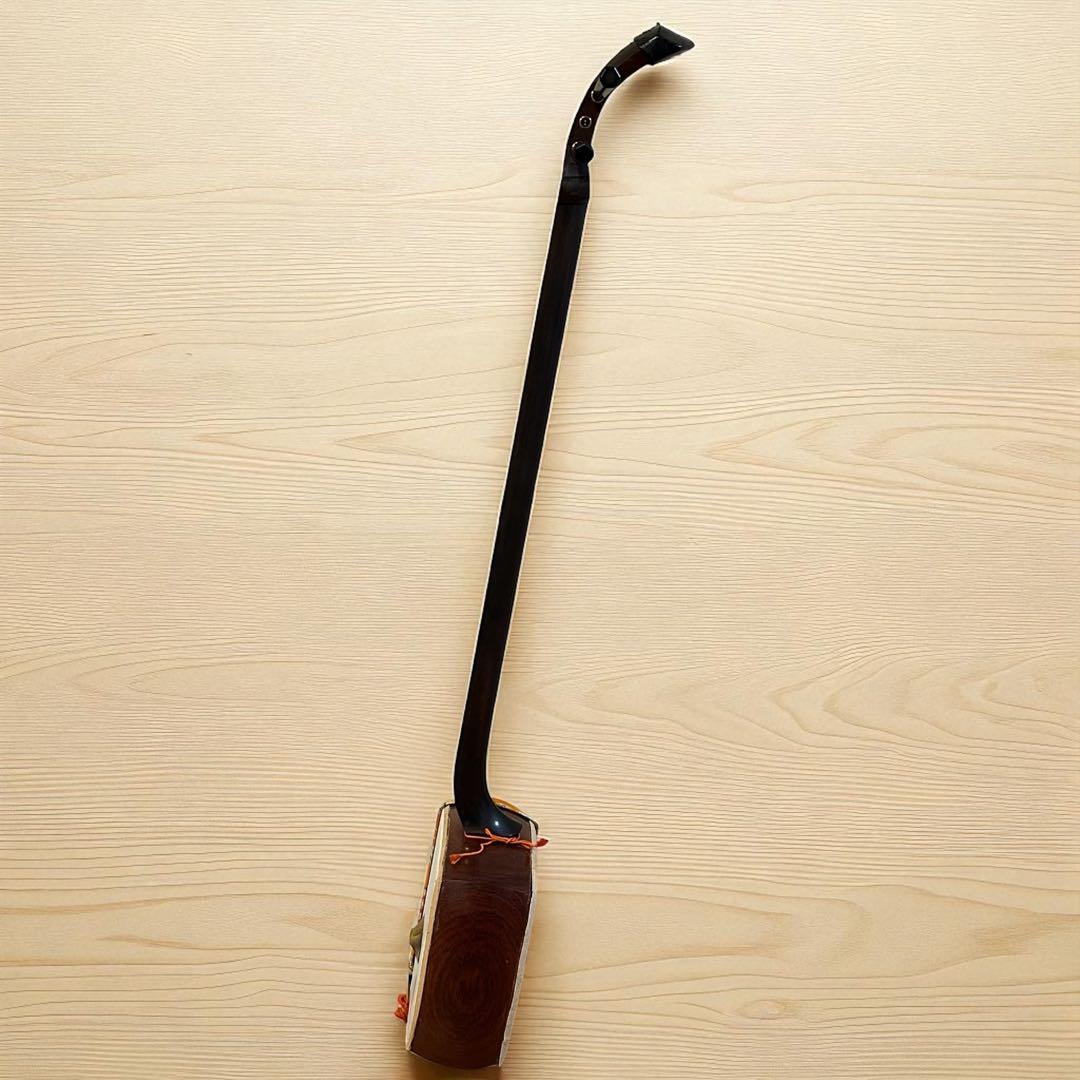 稀少✨ハードケース付き❣️紅木棹 猫皮張り 中棹 地唄三味線 三味線 三つ折り棹