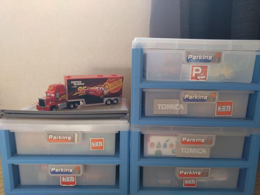 カーズ 84台　トミカまとめ売り 専用収納ケース付き 廃盤レアあり