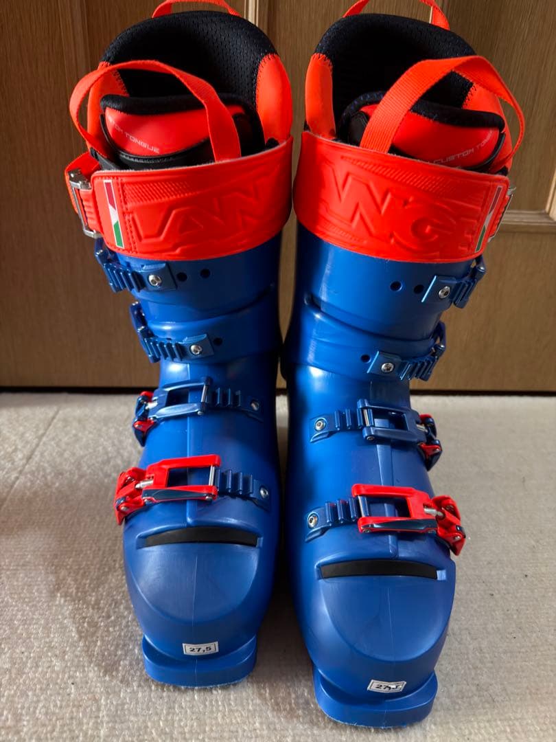 LANGE RS 130 LV スキーブーツ レーシング　競技 基礎 ラング