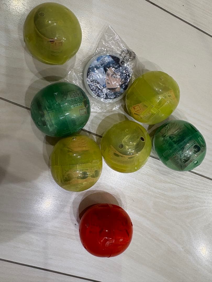 進撃の巨人 つまんでつなげてマスコット など