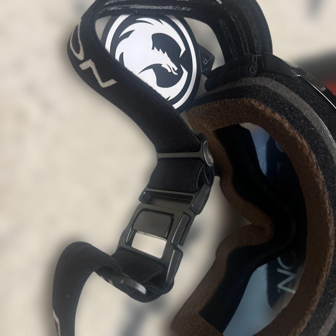 未使用女性子供　DRAGON オーバーザグラス ゴーグルDXT メガネ対応スノボ