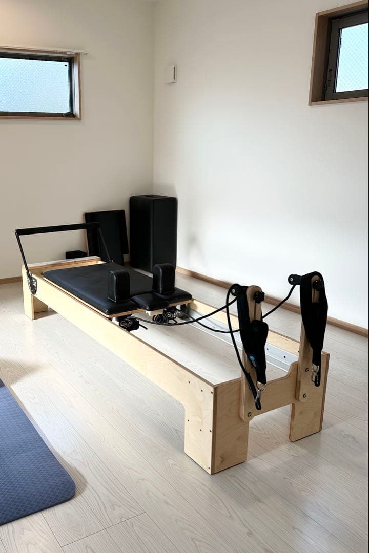 リフォーマー　ピラティス　モーションケアピラティス　Box ジャンプボード