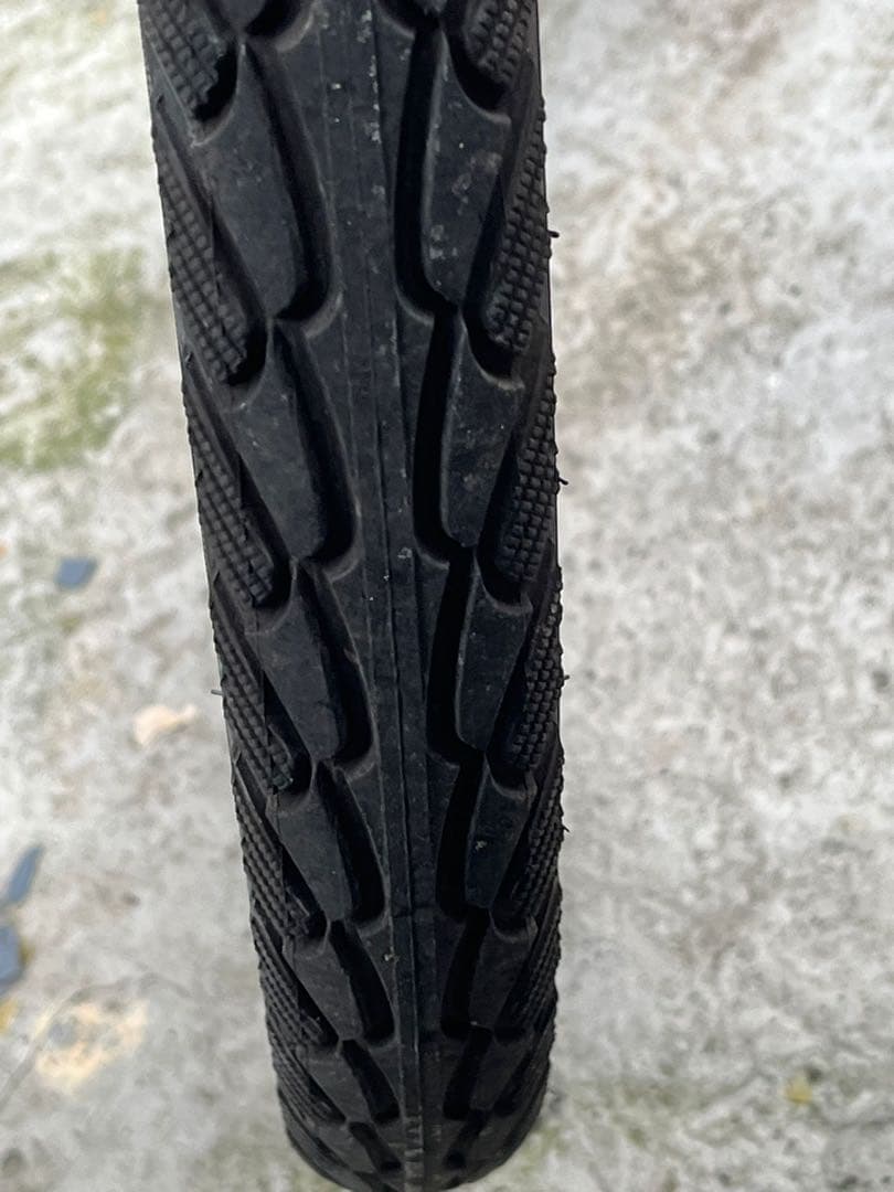 引き取り限定 自転車 子供 多分22サイズ