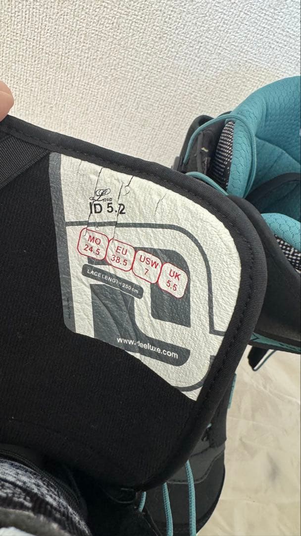 LARA スノーボードブーツ 女性用 ブラック/ターコイズ