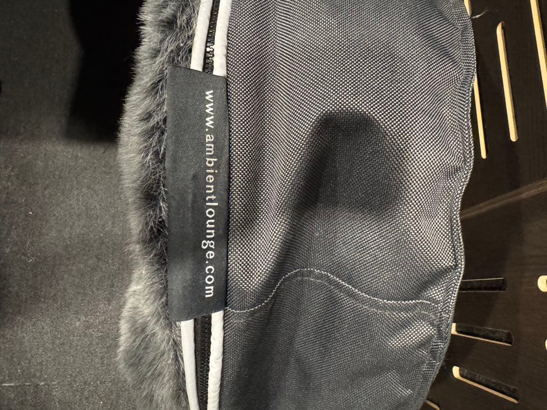 Ambient Lounge ラウンド型ベッドクッション グレー