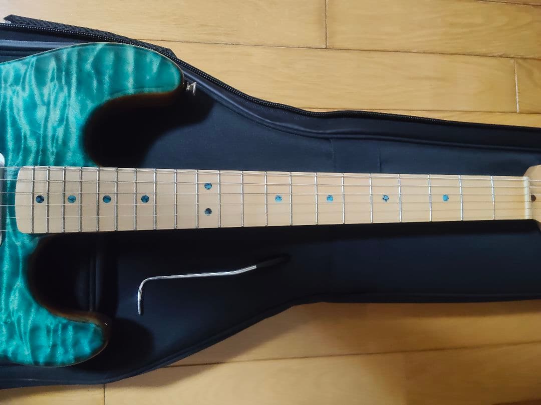 Warmoth ストラトタイプ